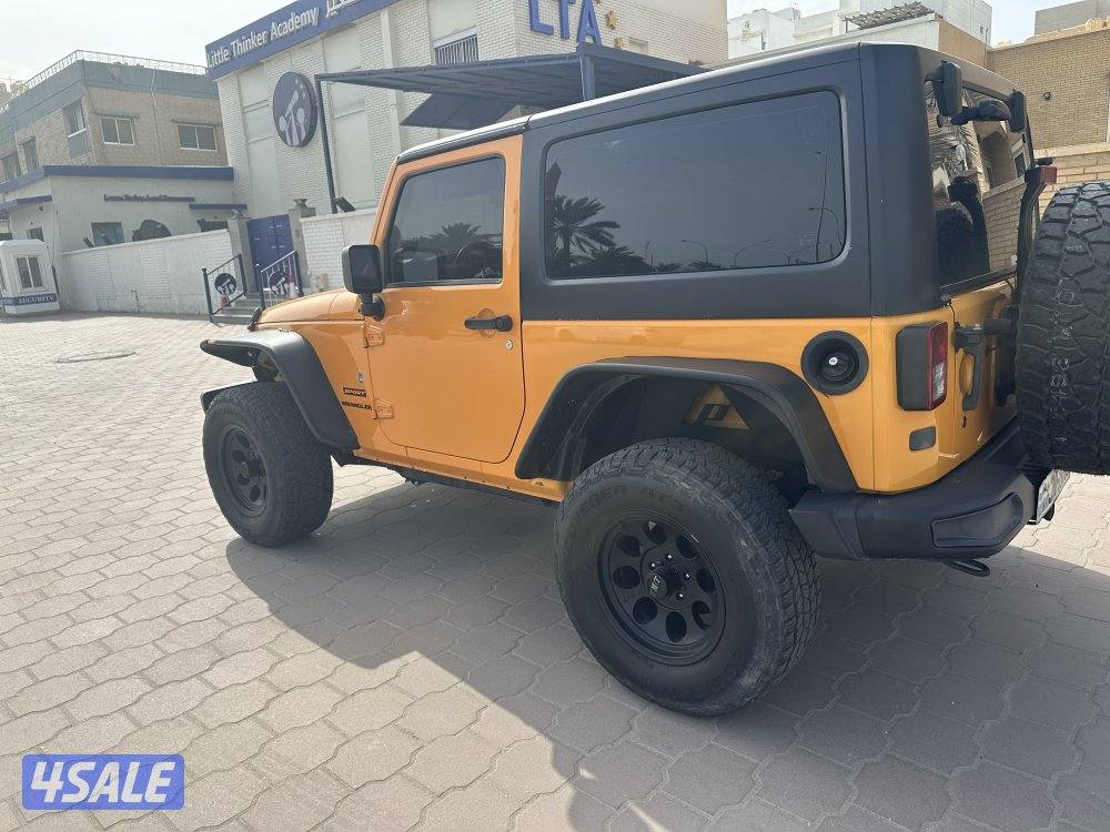 للبيع جيب رانجلر موديل ٢٠١٢5