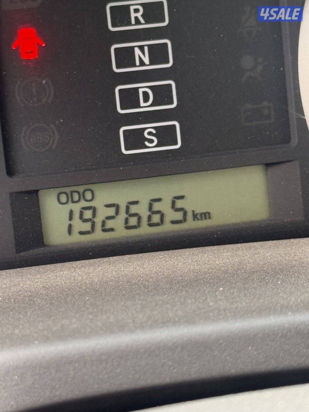 لاندكروزر 20174