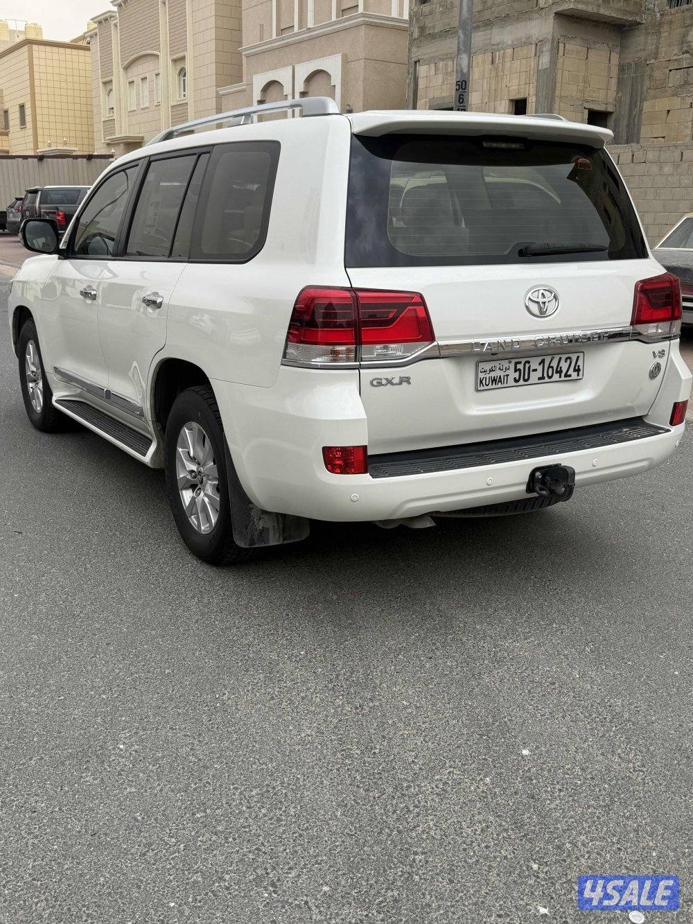 لاندكروزر 20175