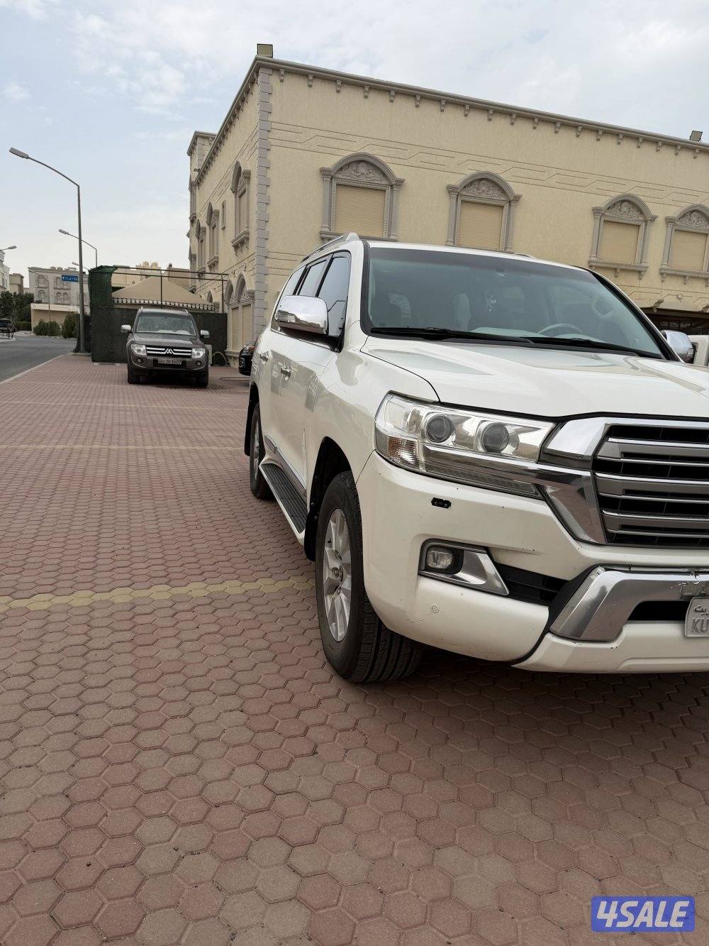 شرط الفحص صبغ الوكاله معداء طرف باب الدبه4