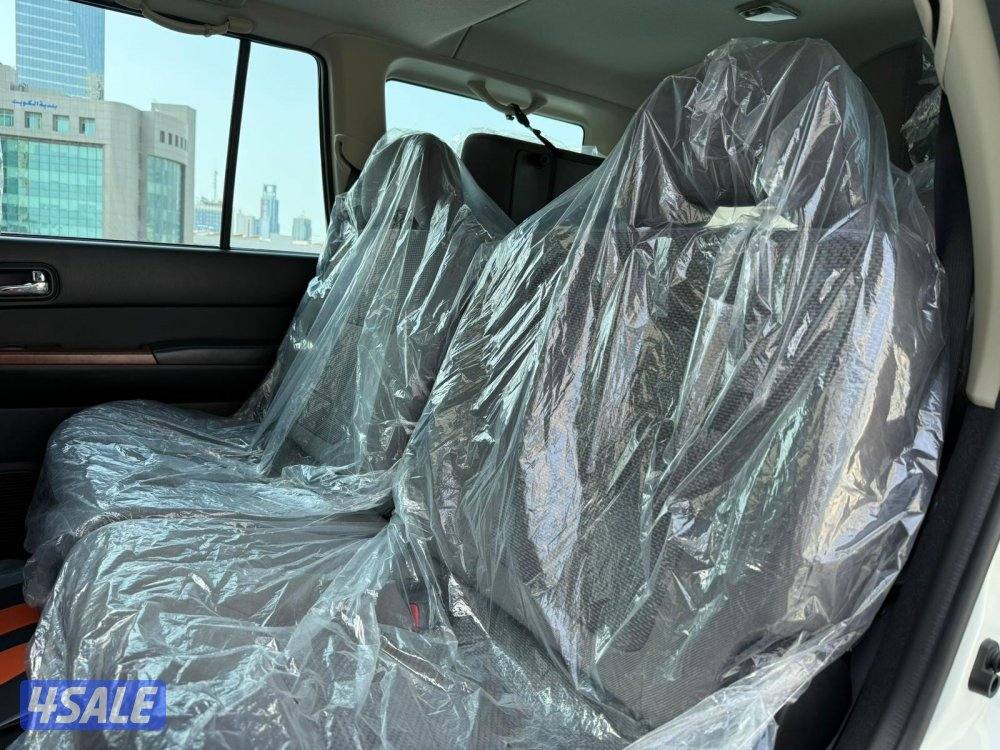 سفاريVTC4800(الاسطوره) موديل2024 عداد19الف وارد البابطين تحت الكفاله10