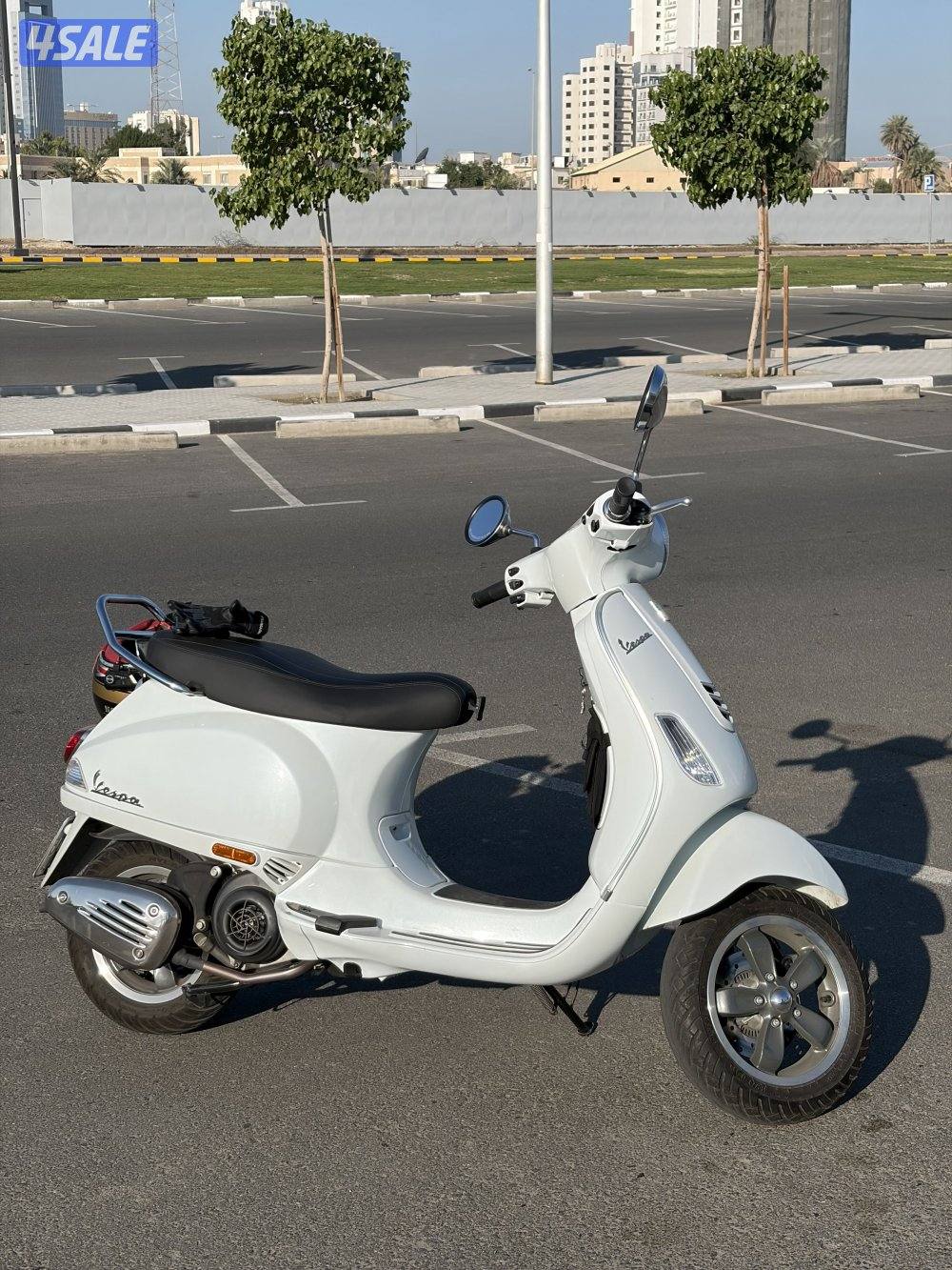 للبيع فيسبا موديل 2025 مكينه 150 CC ماشي 2500 كيلو مكفول1