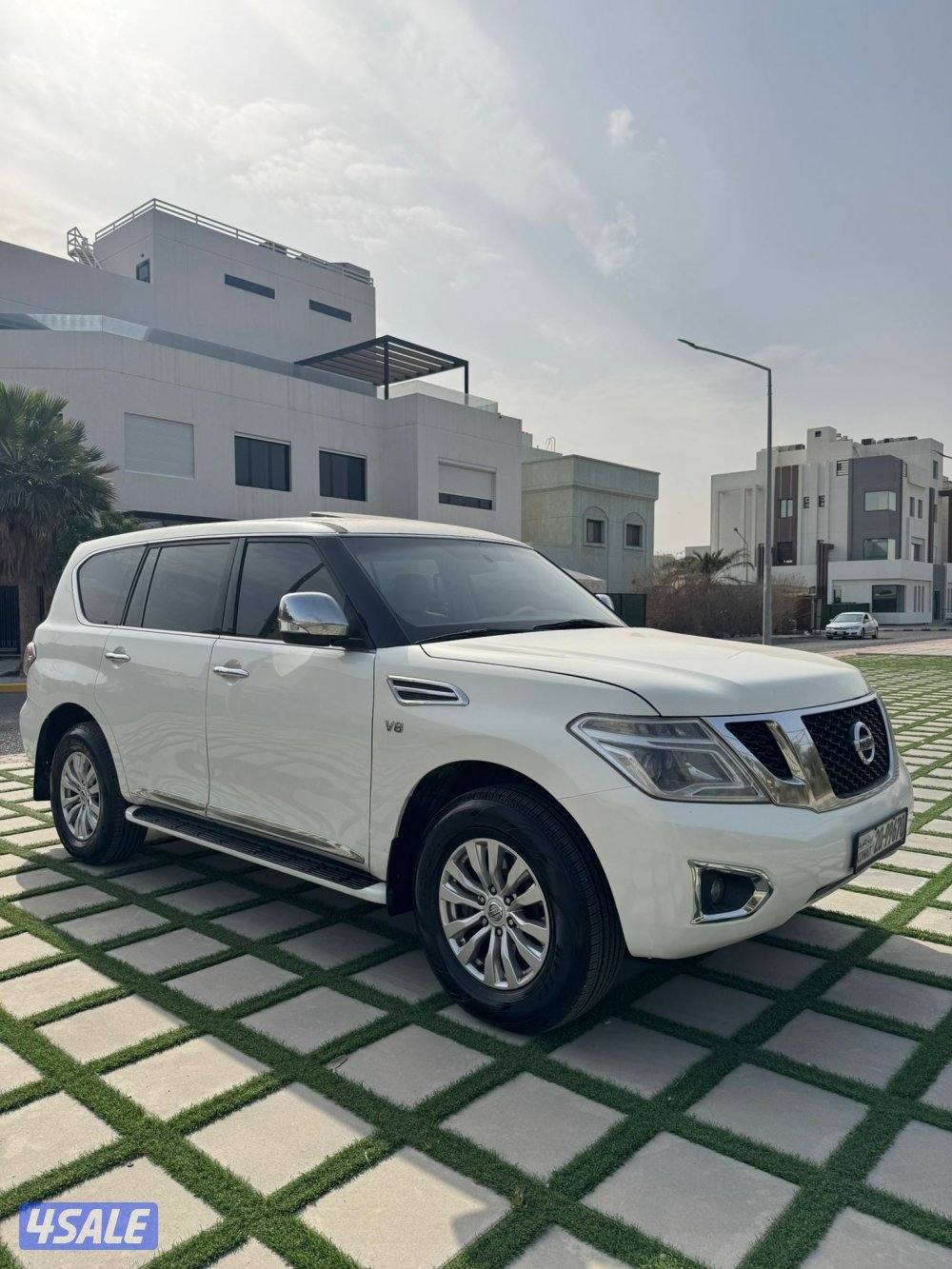 جيب نيسان باترول 2013 بحاله ممتازه2