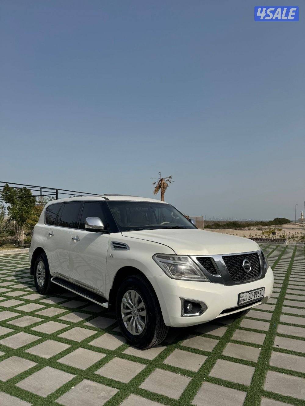 جيب نيسان باترول 2013 بحاله ممتازه3