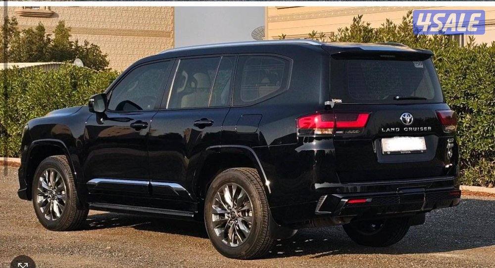 لاندكروزر ٢٠٢٣ قمة النظافة1