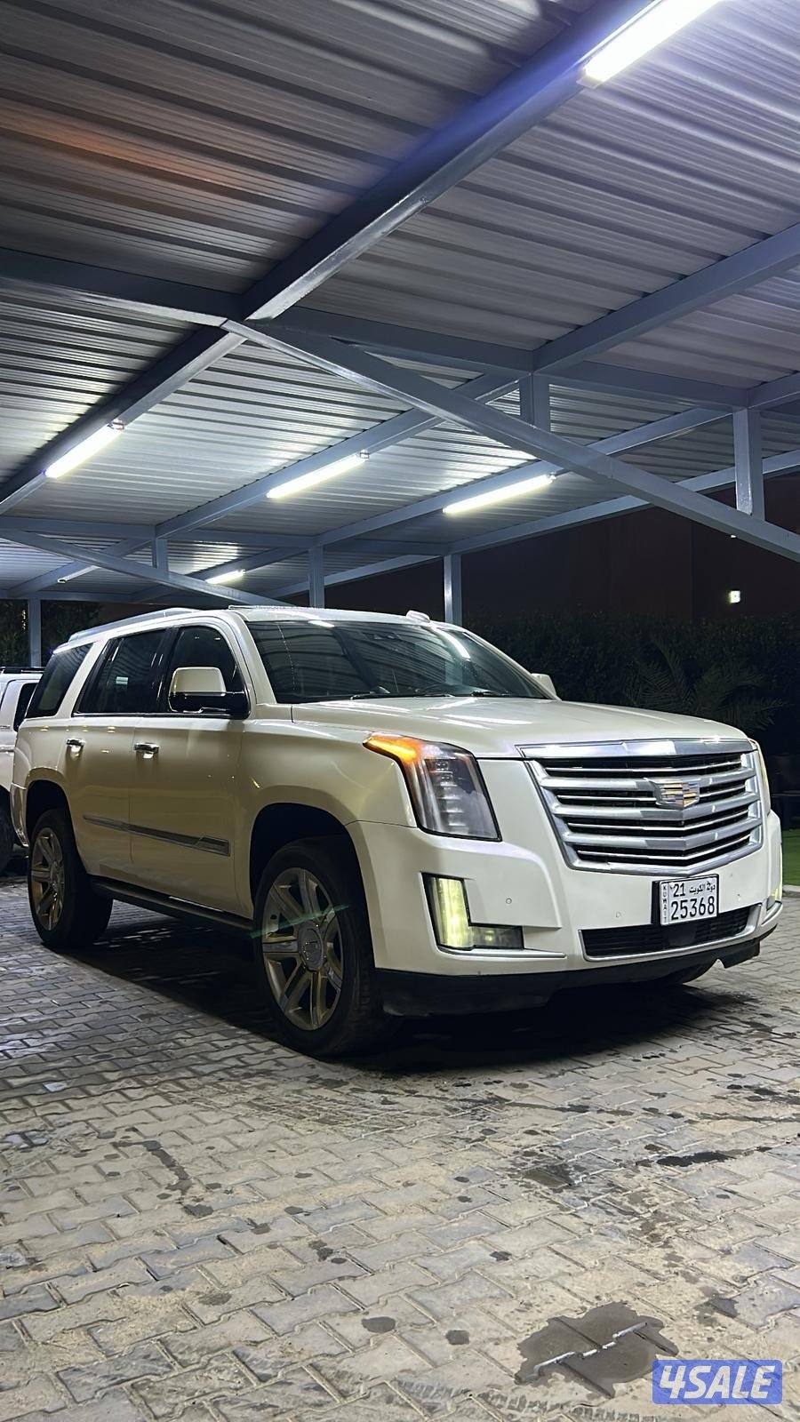 اسكاليد 2015 للبيع او للبدل1