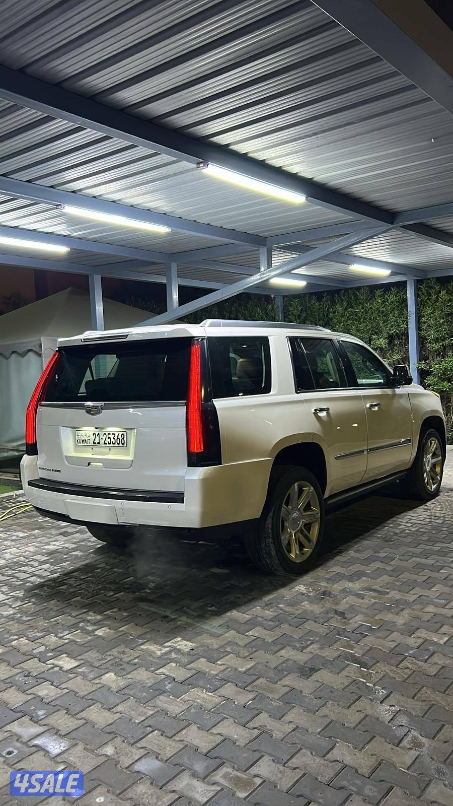 اسكاليد 2015 للبيع او للبدل3