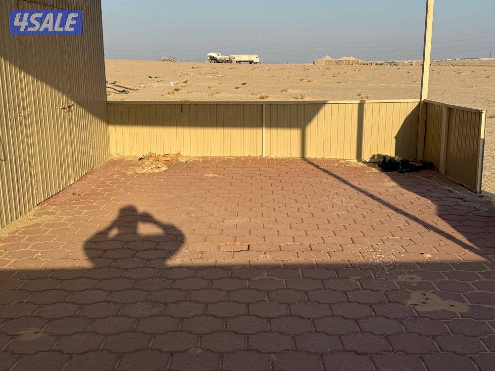 جبره كبيره عباره عن مطبخ ٤\٤ومخزن ٤/٤4