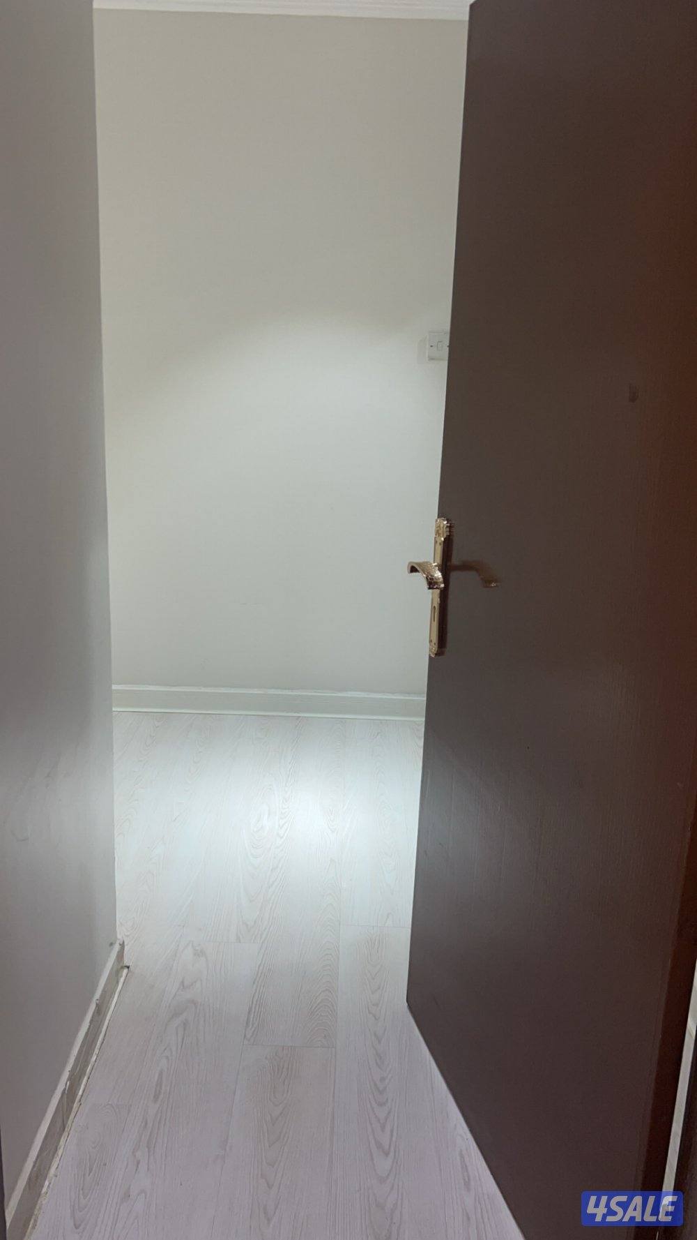 للإيجار شقة في ام الهيمان3