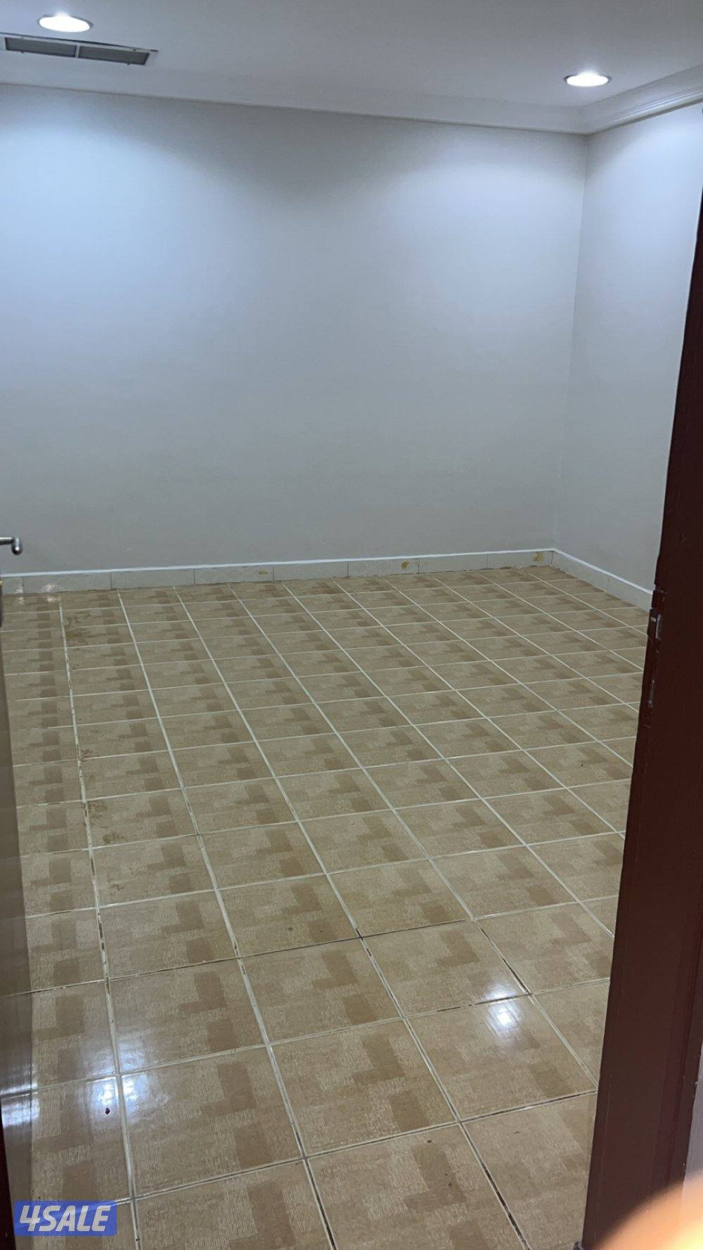 للإيجار شقة في ام الهيمان4