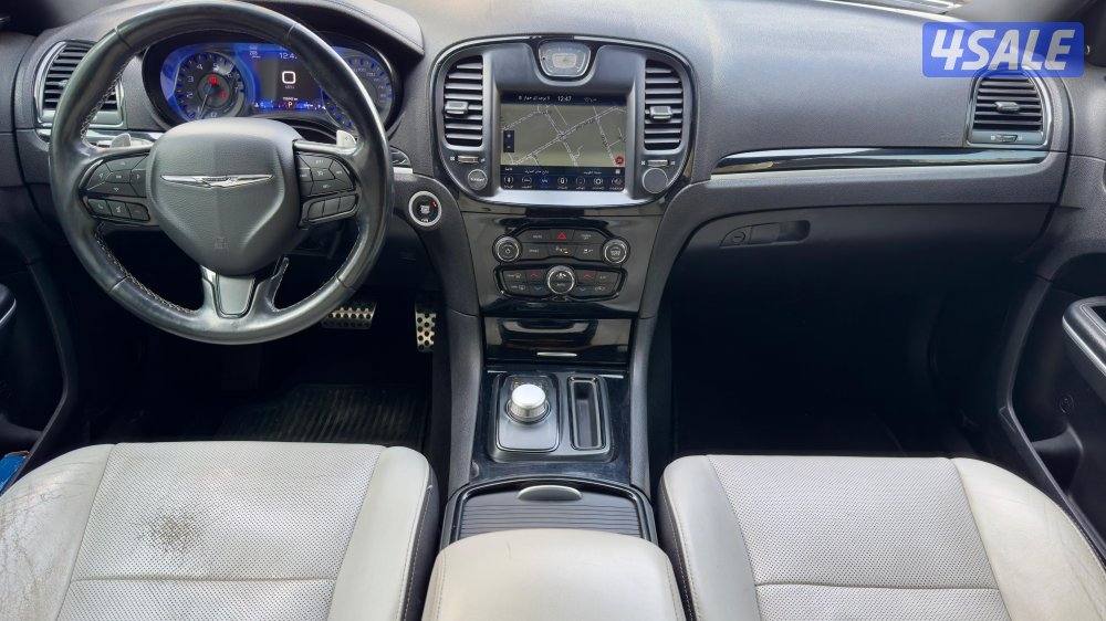 كرايسلر S/ C300/ موديل 2020/ عداد 156 ألف/ صبغ الوكالة9