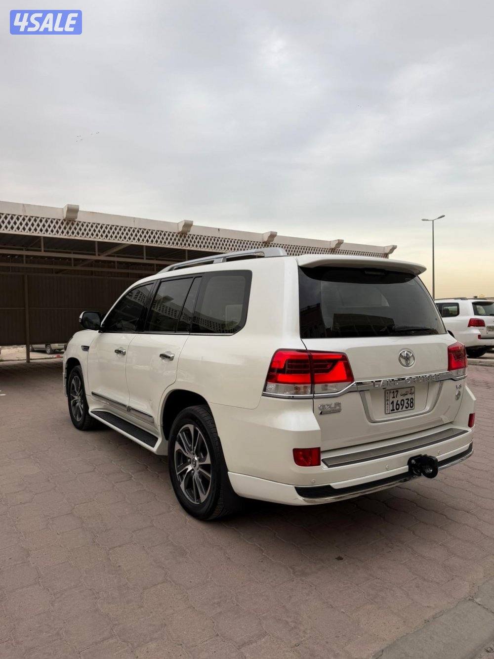 لاند كروزر 2020 عداد130 سيرفس وكاله4