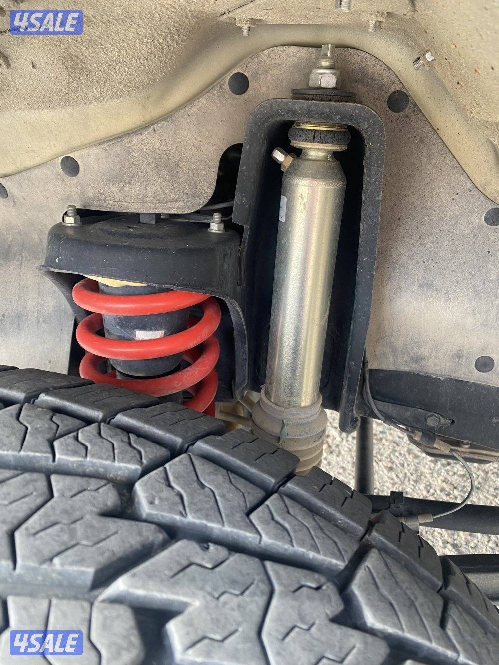 للبيع جيب شاص2