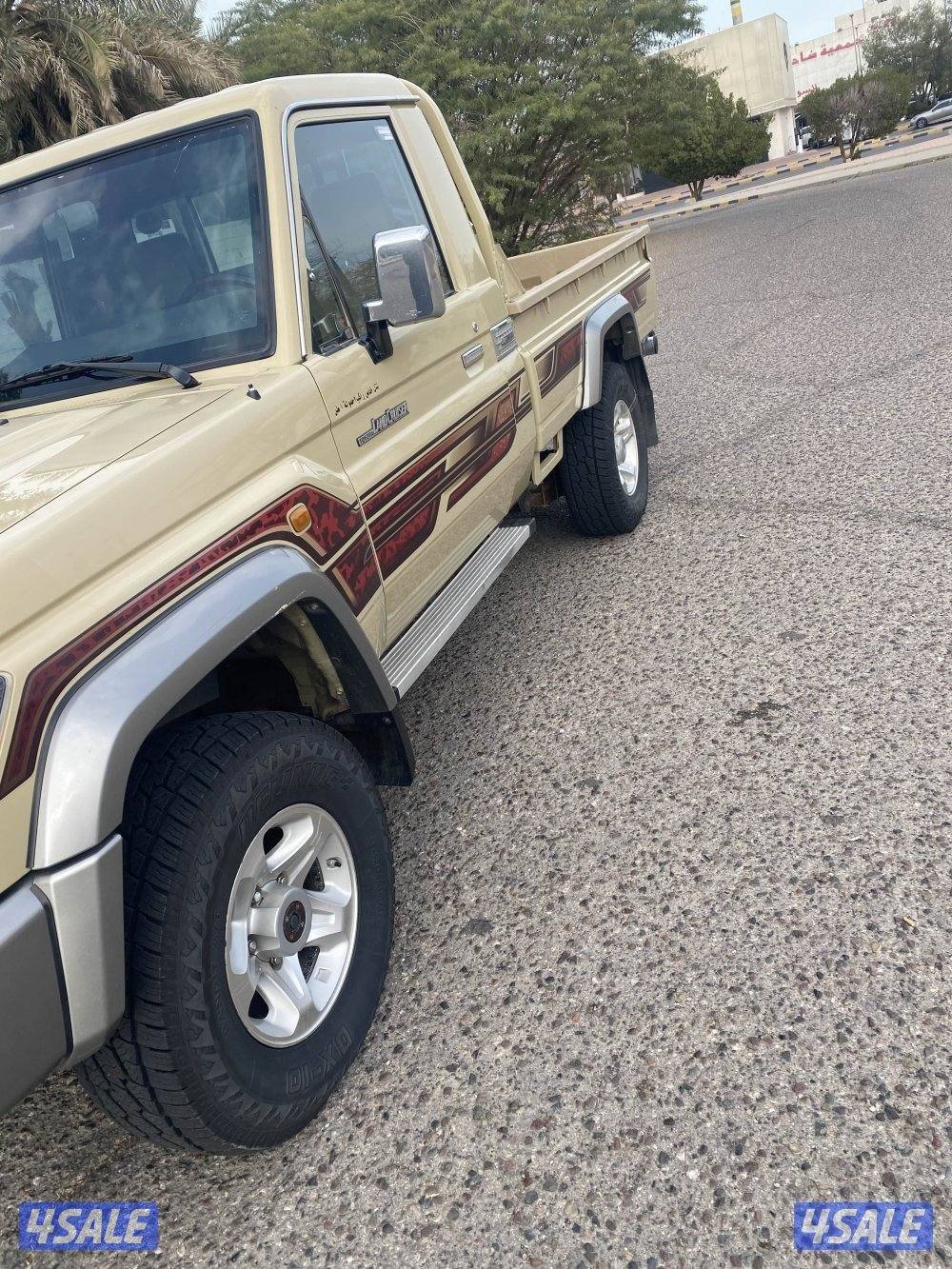 للبيع جيب شاص6