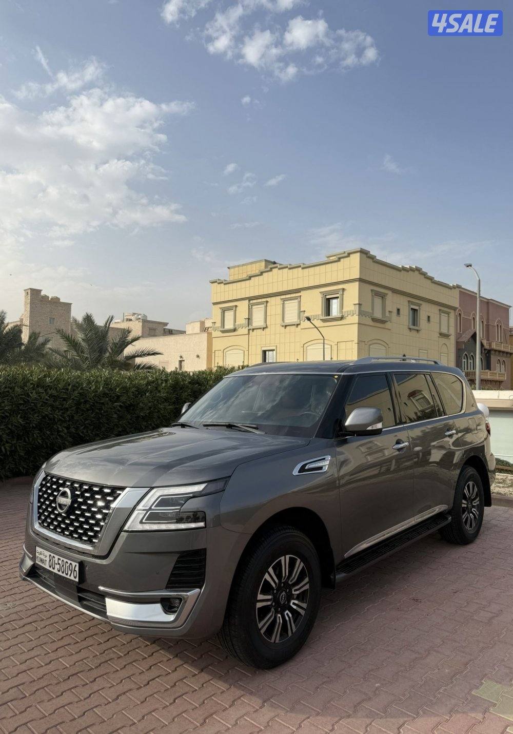 للبيع باترول 2024 تيتانيوم0