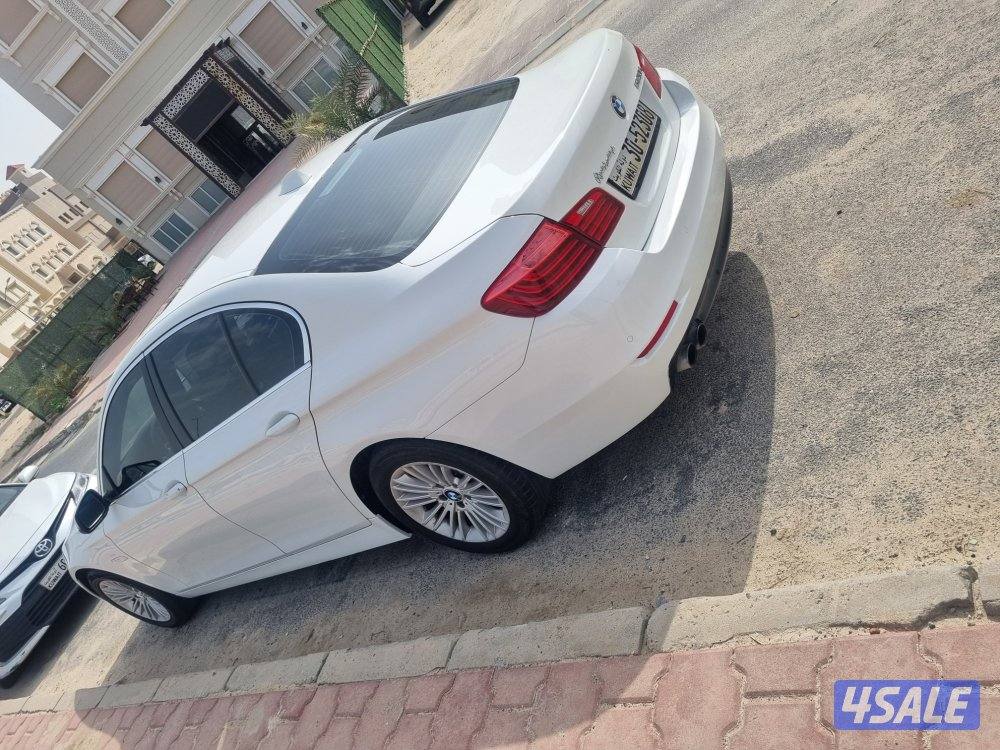 للبيع BMW 520i موديل 20152
