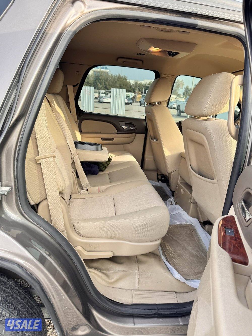 Tahoe 2014 - Brown - 220,000km - Method alloys - New screen Installed5