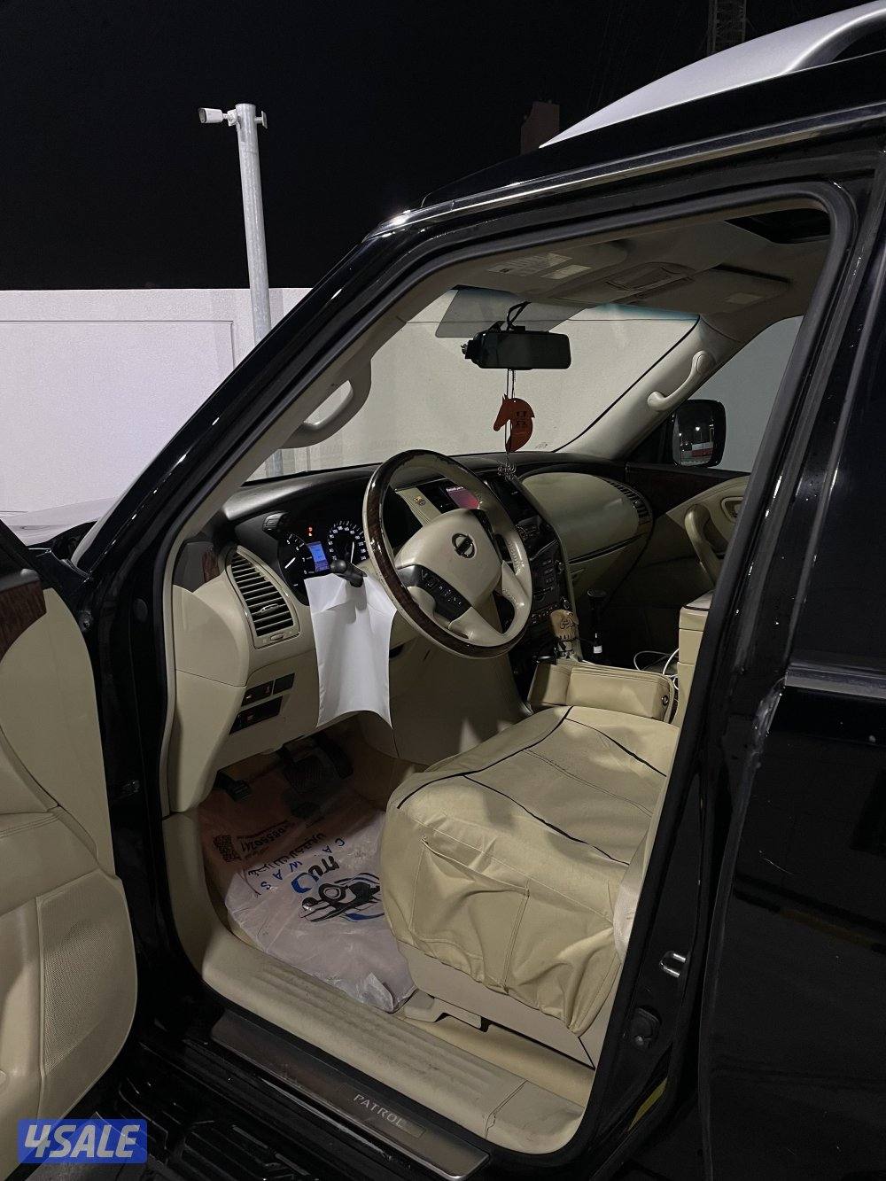 باترول بلاتنيوم 2015 مكينه 320.  شرط الفحص.2