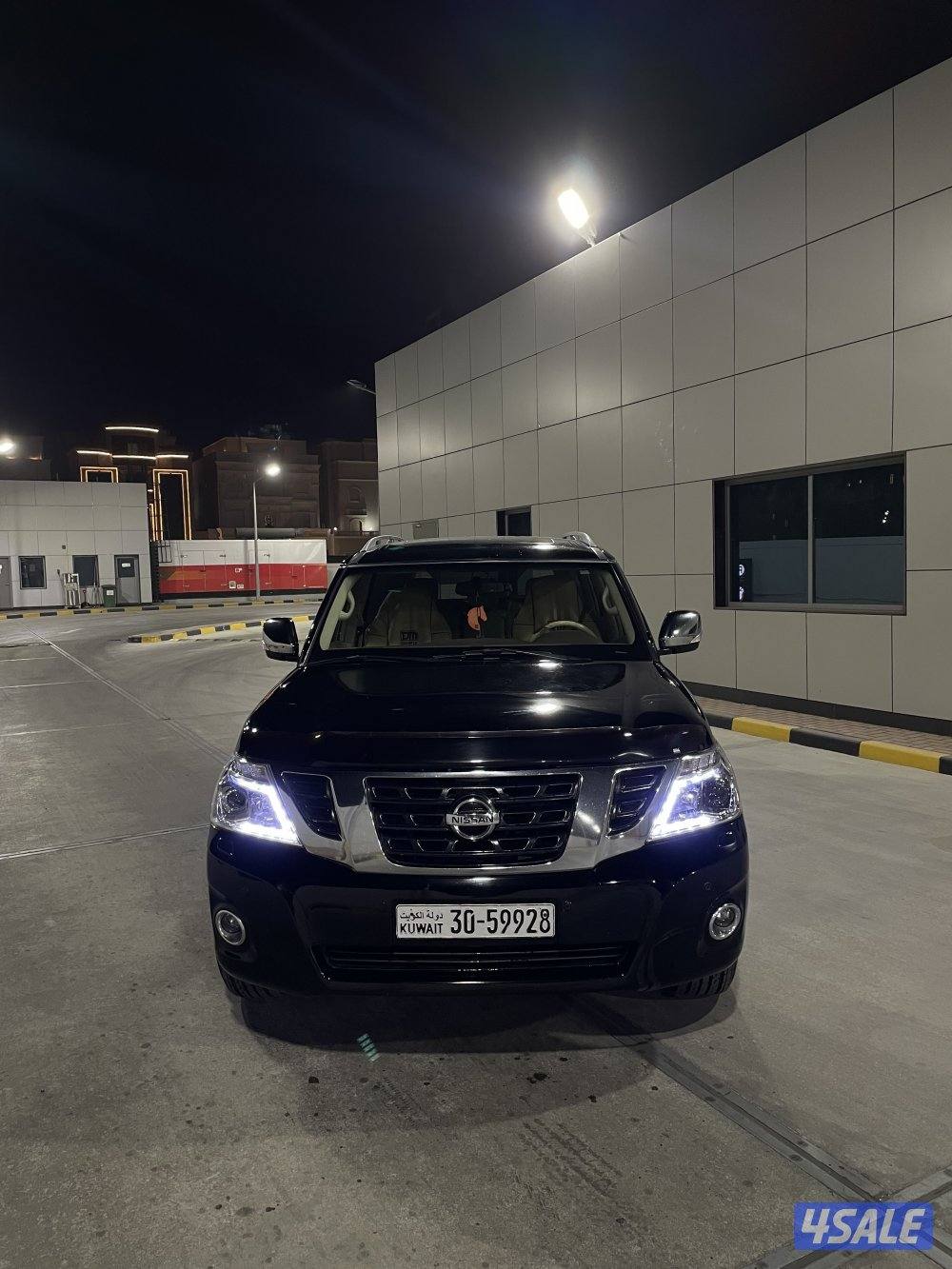 باترول بلاتنيوم 2015 مكينه 320.  شرط الفحص.5