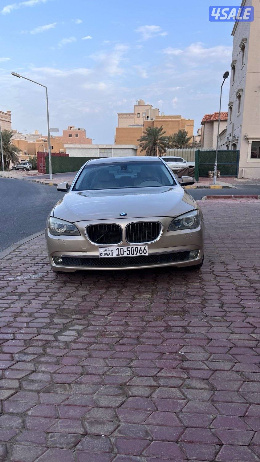 بيعه سريعه bmw 730li اللون ذهبي كاملة مواصفات3