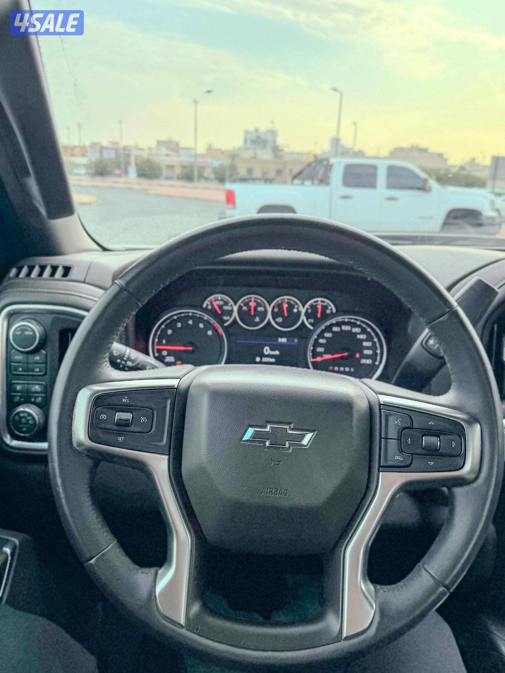 سلفرادو قمارةTrill Boss Z716