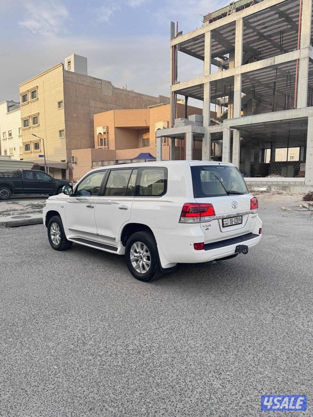 للبيع VX.R 5.7 موديل 2018 وارد قطر1