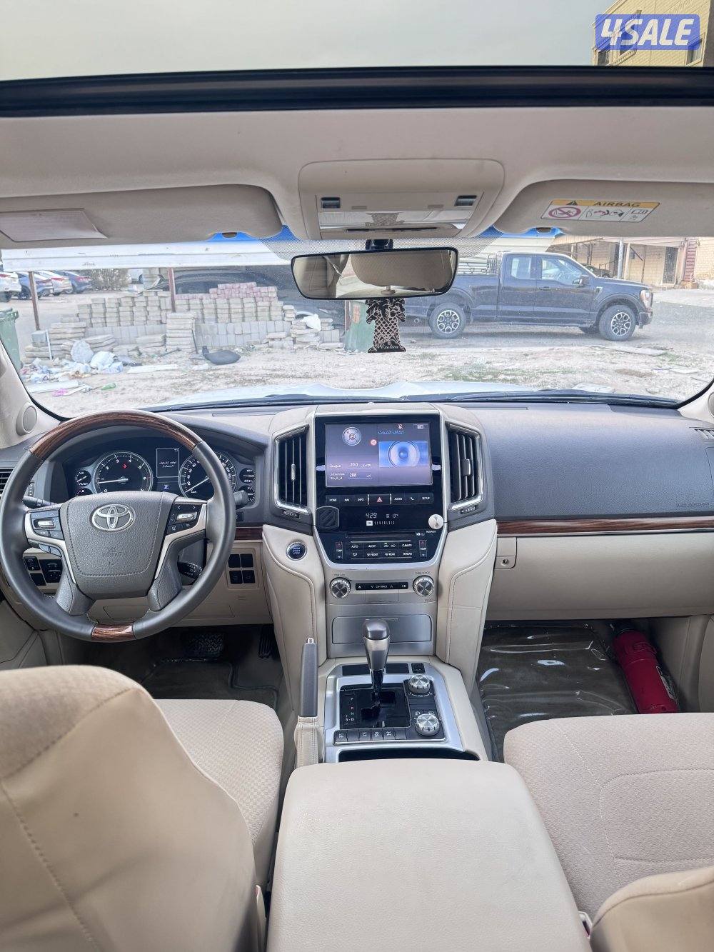 للبيع VX.R 5.7 موديل 2018 وارد قطر4