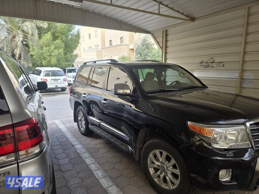 لاند ٢٠١٣ اسود0