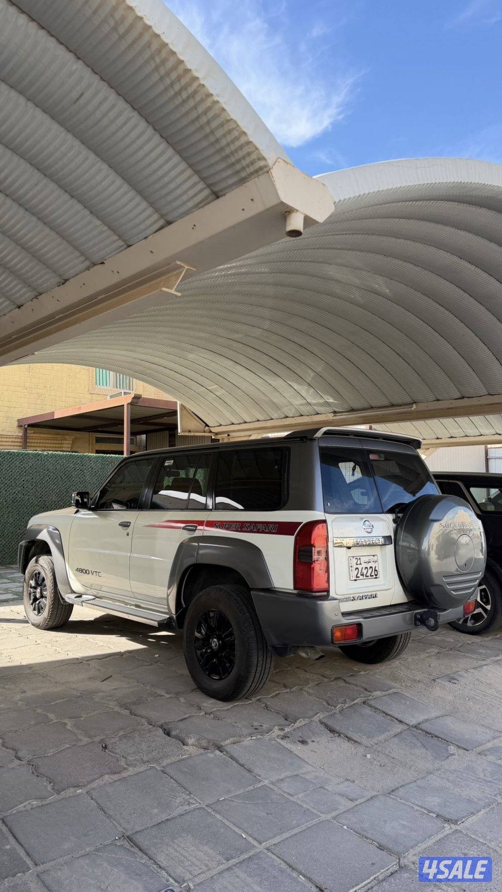 نيسان باترول سفاري ٢٠١٩ بحاله فوق الممتازه وورقة الفحص موجوده0