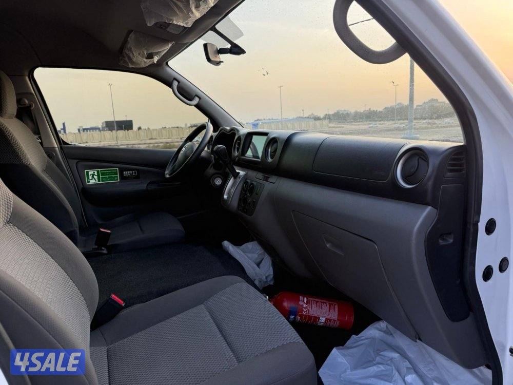 باص 12 راكب نيسان 2021 جير تماتيك ماشي 84 الف3