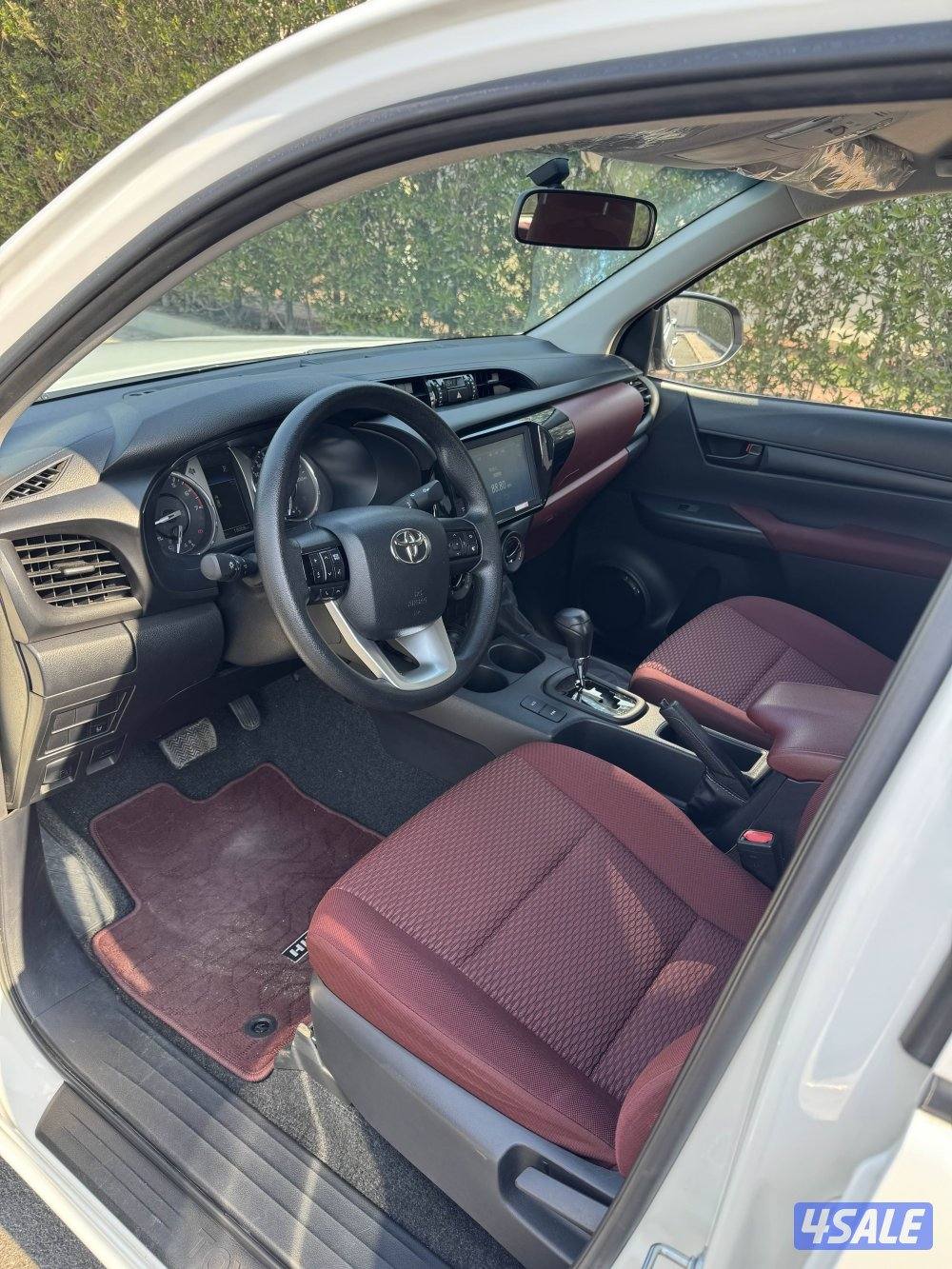 هايلكس جير اوتوماتيك. عداد 19 الف كم.6