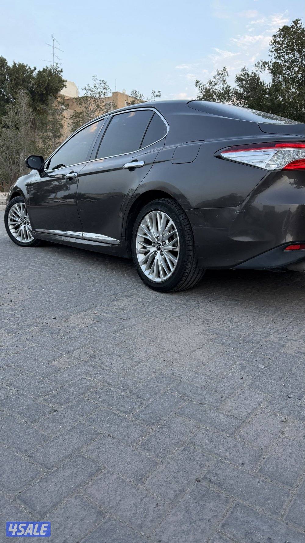 للبيـع كامري جراندي ٦ سلندر موديييل 20187