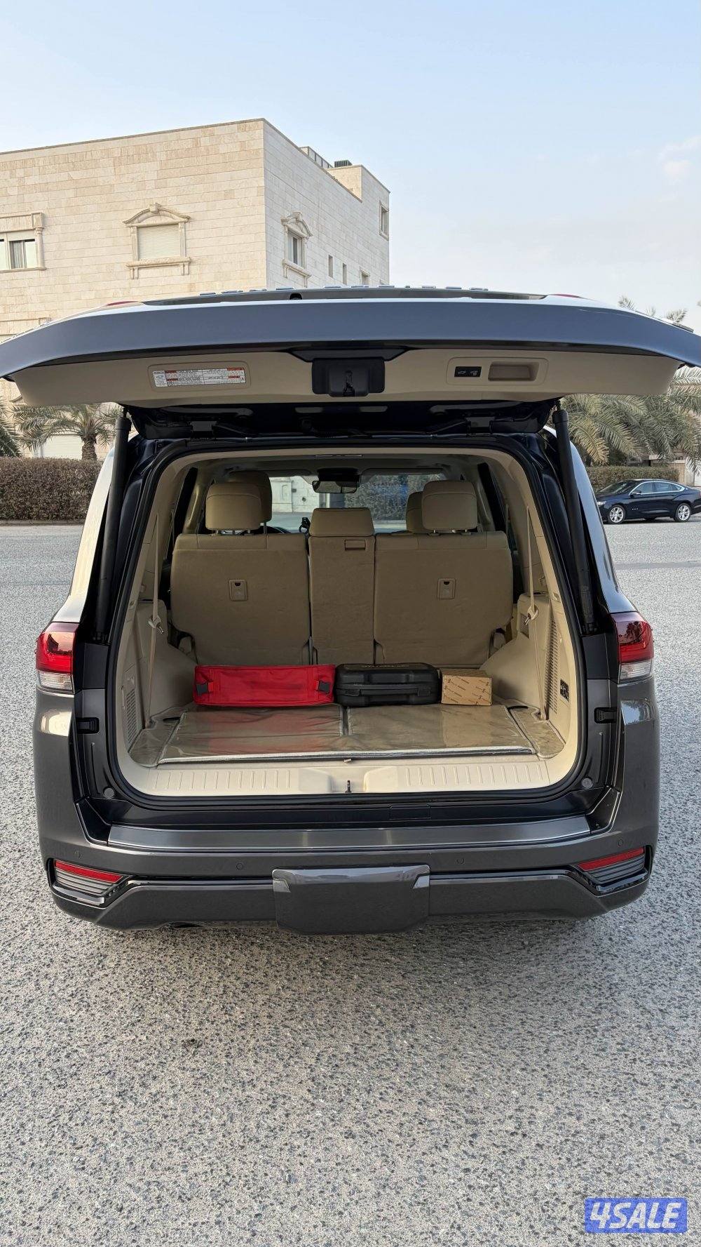 للبيع لاندكروزر GXR Aero 20237