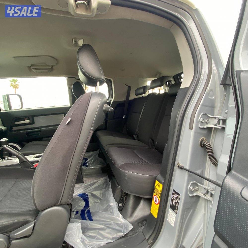 بيع🔺شراء🔺تثمين

للبيع اف جي كروزر
موديل 2016
العداد 213 الف8