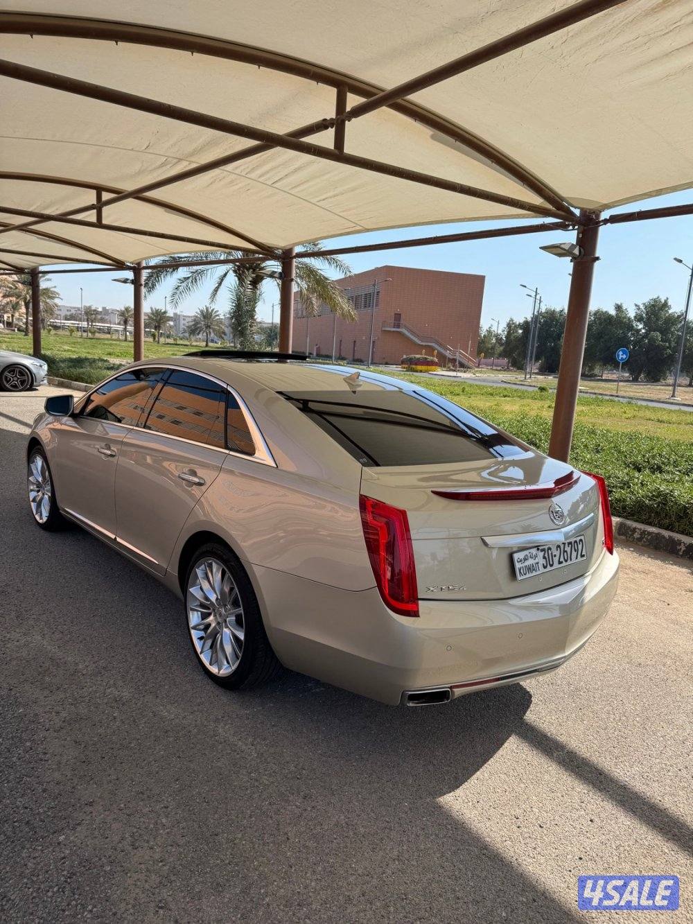 كاديلاك XTS4 بلاتينيوم3