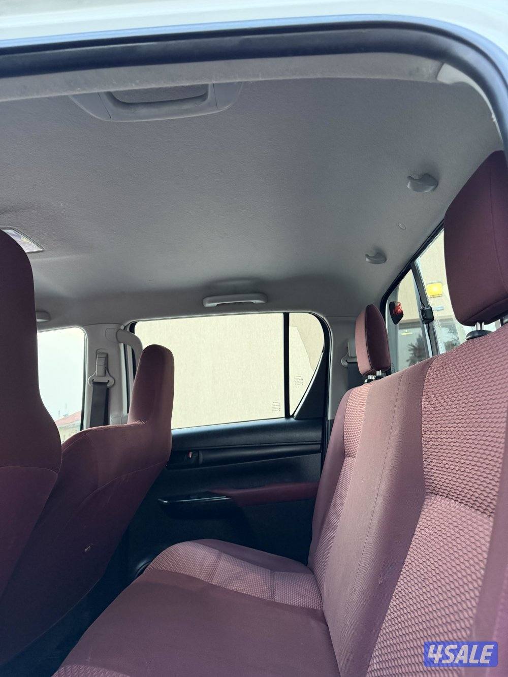 للبيع هايلكس ٢٠١٩ قير عادي دبل قير6