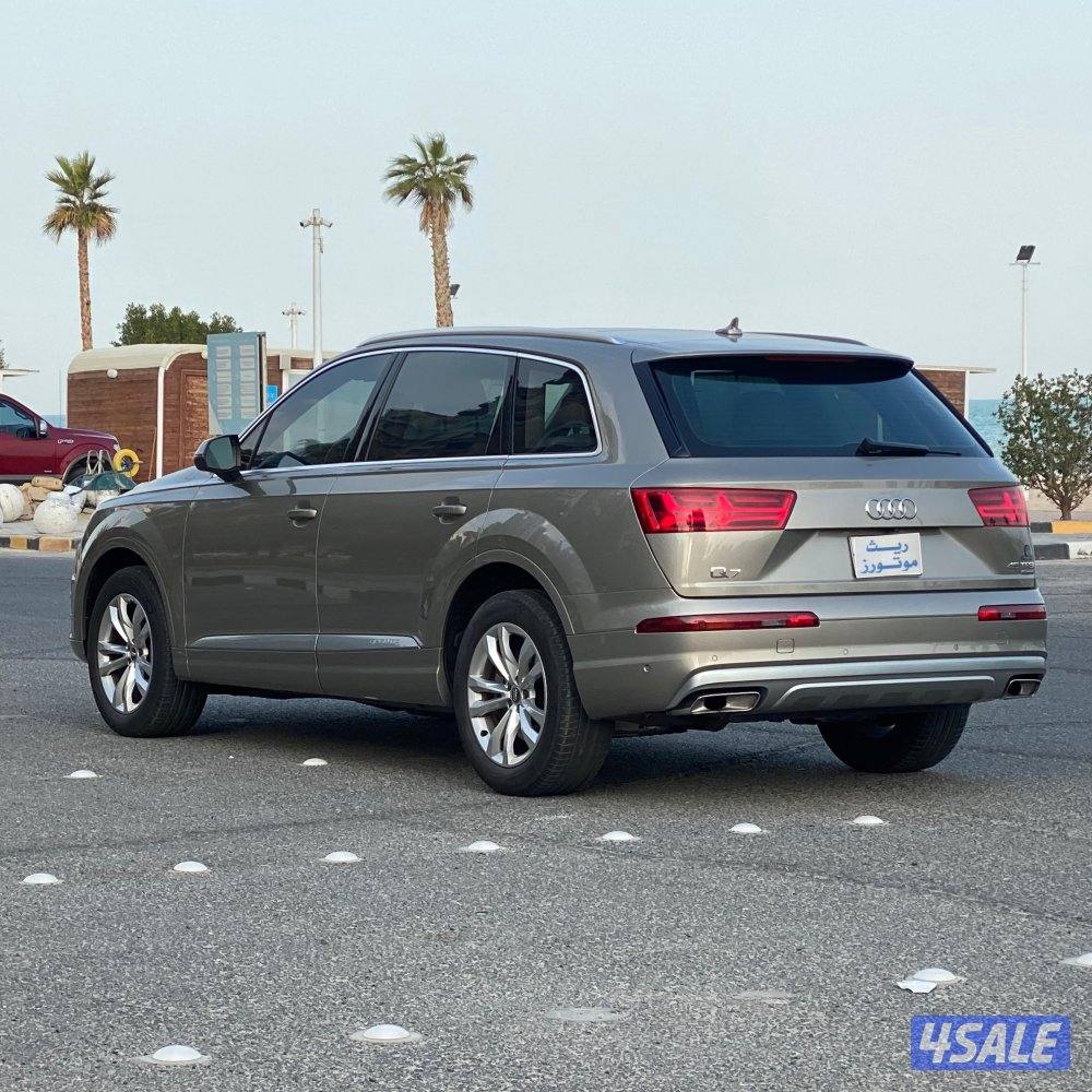 بيع🔺شراء🔺تثمين


للبيع اودي Q7
صبغ وكالة 
موديل 2016
العداد 120 الف5