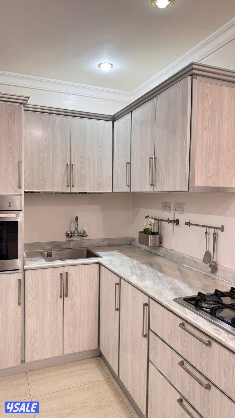 نشتري المطابخ الالمنيوم والمكيفات0