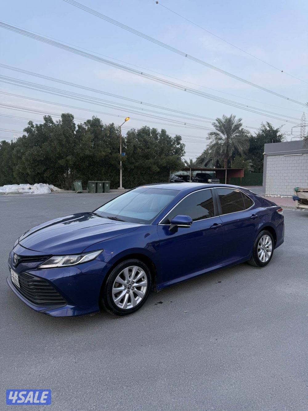 للبيع كامري 20187