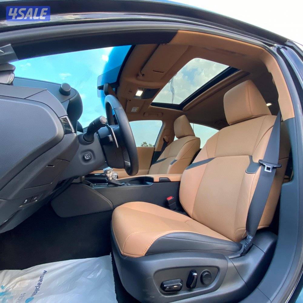 بيع🔺شراء🔺تثمين


للبيع لكزس ES250
صبغ وكالة موديل 2024
العداد 15 الف8