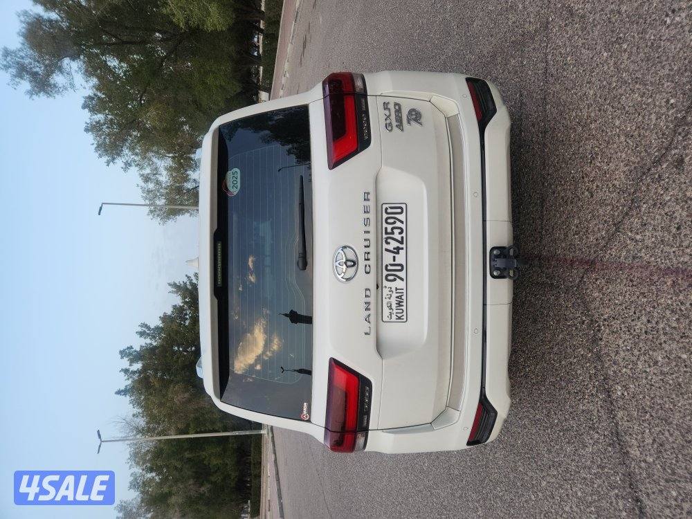 لاند كروزر ايرو 20253