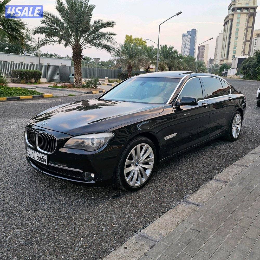 BMW 740Li 2012 صبغ الوكالة1