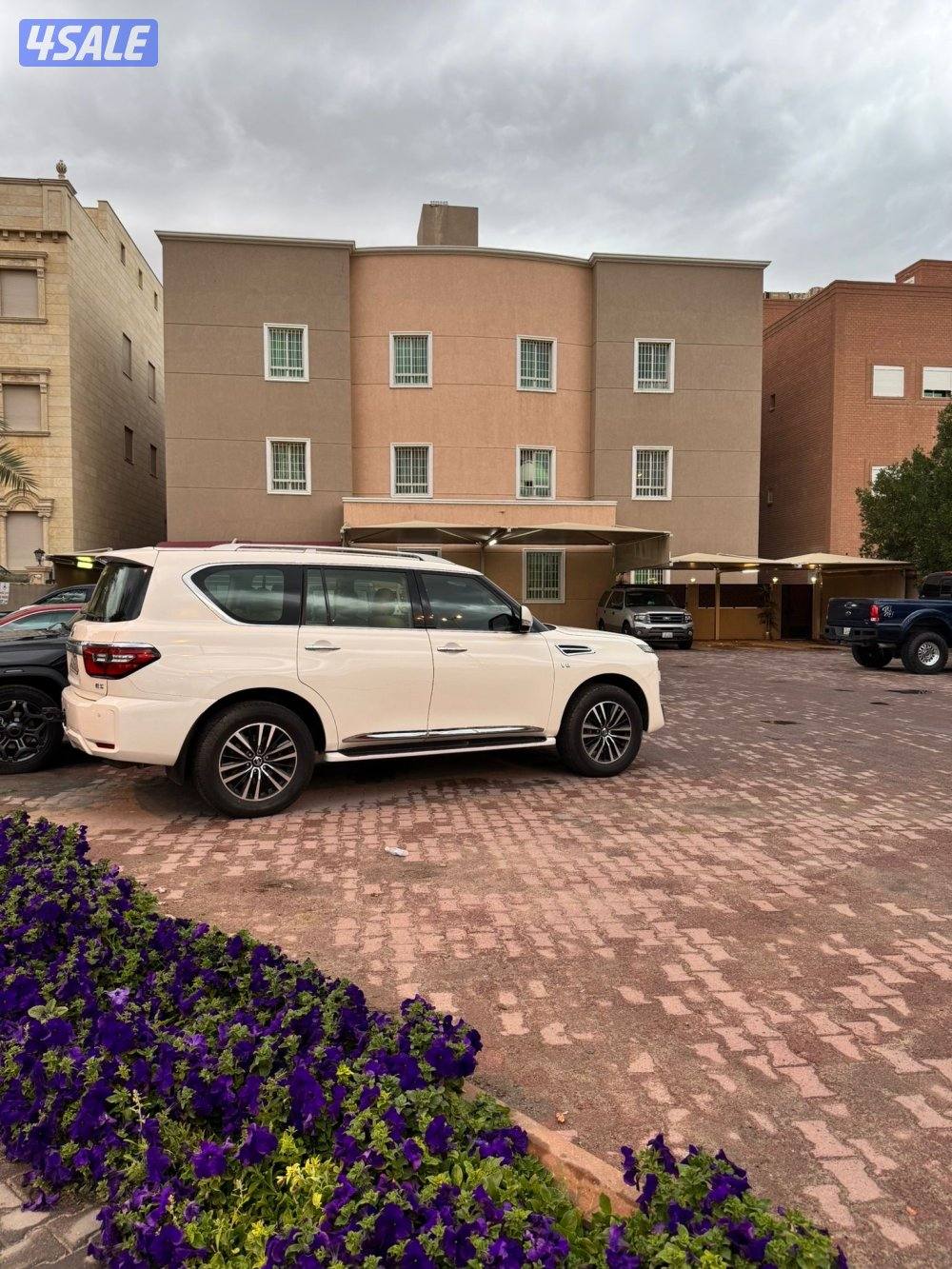 للايجار شقة ٣ غرف نوم +غرفة (عامل ه) قطعه ١١ مقابل جمعية الاندلس3