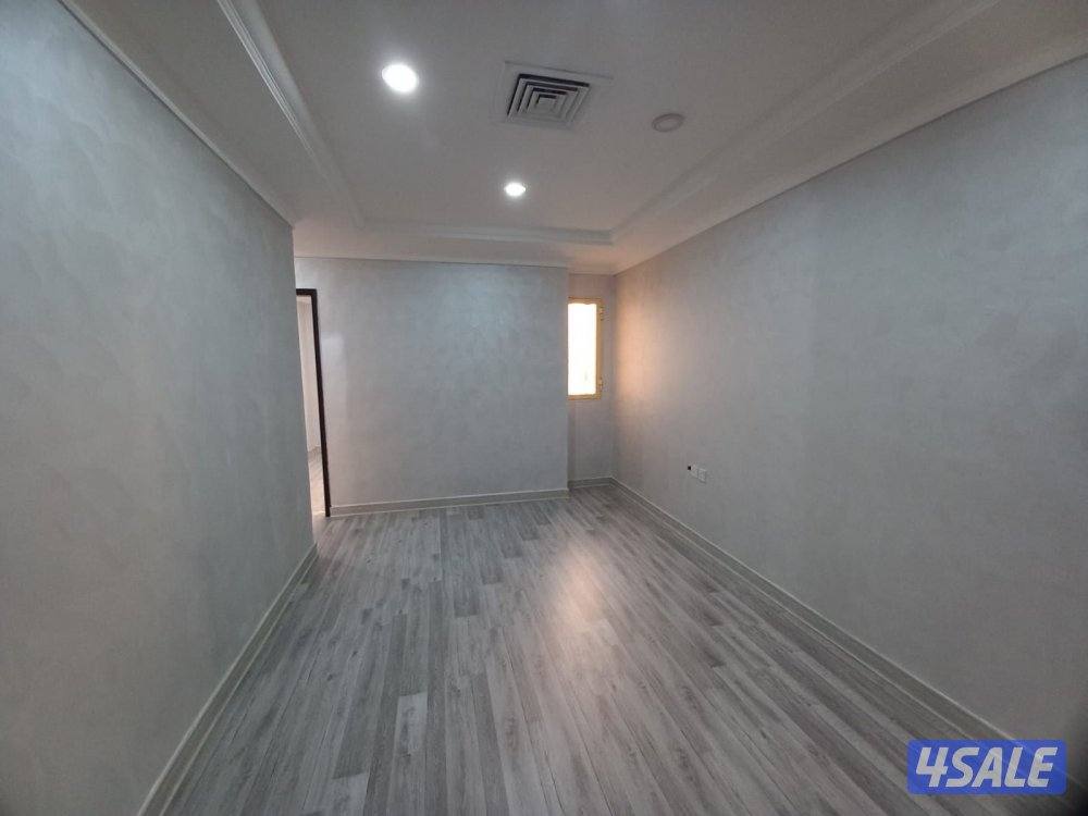 شقق خلو بسيط نفس الصور الكويتين غرفه صاله حمام مطبخ ويوجد فاضي نفس الص9