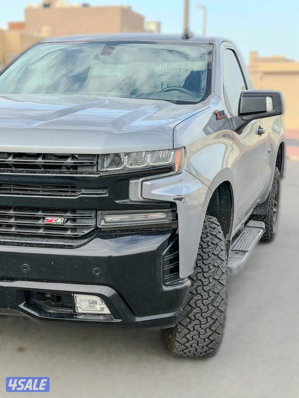 سلفرادو TrillBoss Z711