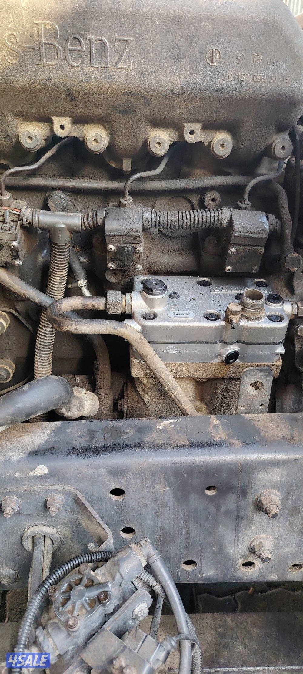 معلم ميكانيكي شاحنات مرسيدس ديزل +فاحص شراء شاحنات عبدالله العسكر أبوف7