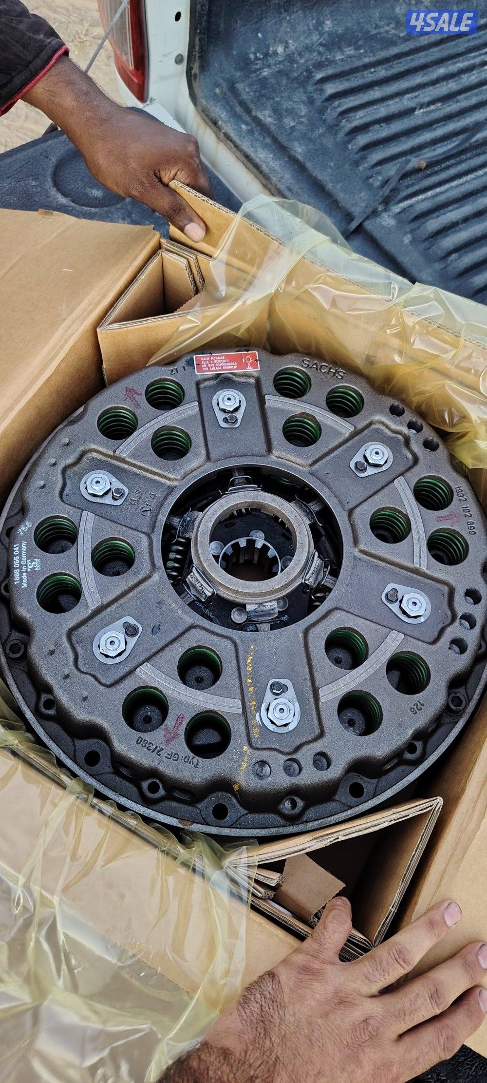 معلم ميكانيكي شاحنات مرسيدس ديزل +فاحص شراء شاحنات عبدالله العسكر أبوف9