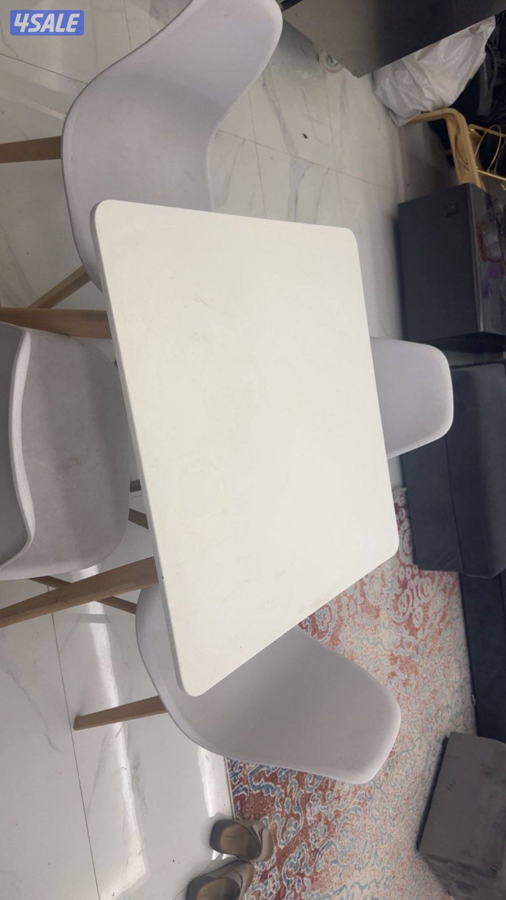 للبيع اغراض محل1