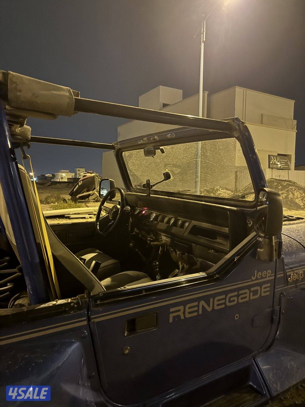 للبيع yj renegade1