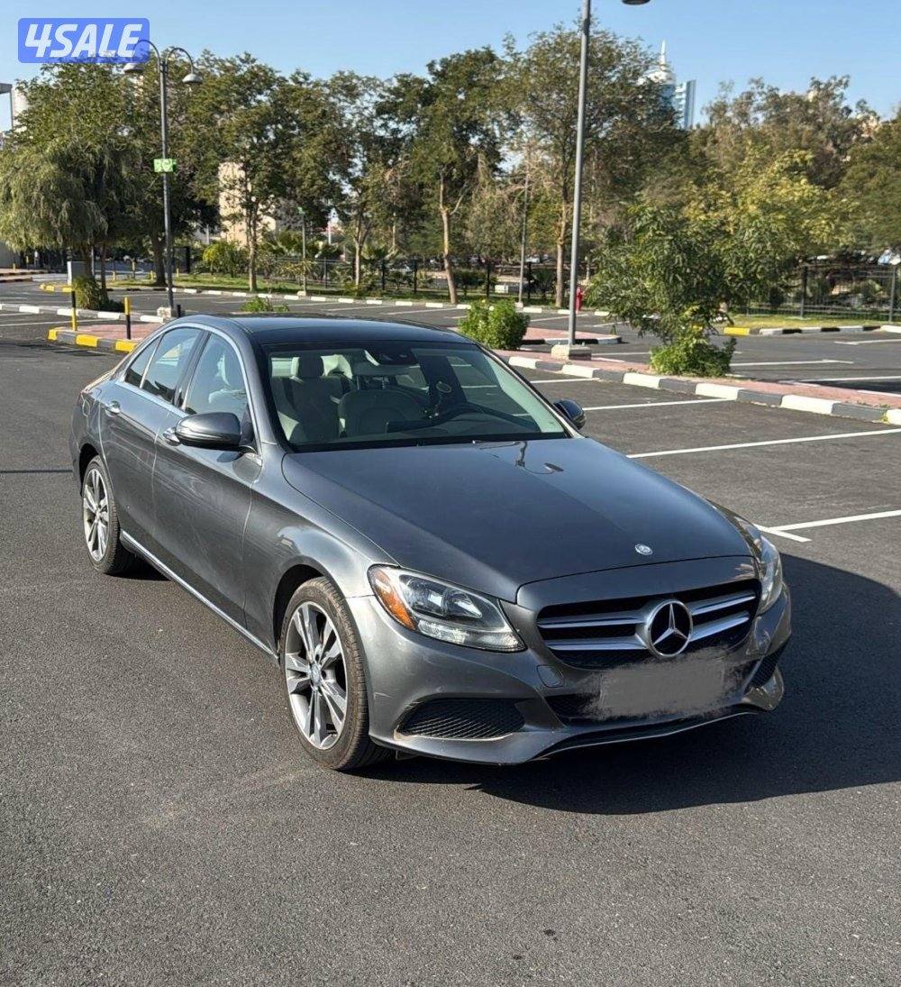 بحالة ممتازة- C300 - 2017 - صبغ الوكالة2